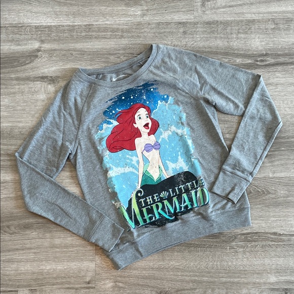 Disney The Little Mermaid Ariel pullover - Picture 1 of 3